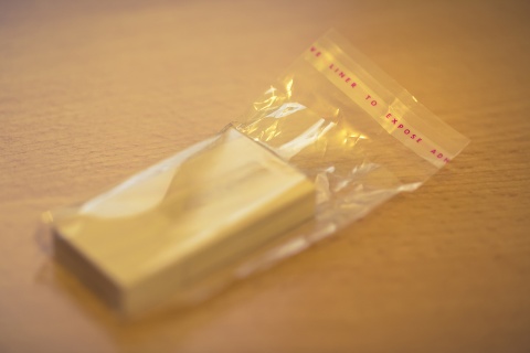 The USB Flash drives are delivered in small plastic bags that can be closed with sealing tape.